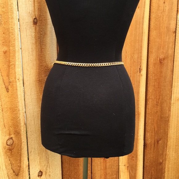 NWT Vintage ST. JOHN GOLD Plated Tiered Collector’s Belt - Picture 6 of 6